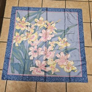 Vintage Shinawayra Tie Silk Floral Colorful 34x34" Good Condition